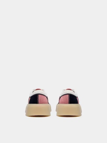 Замшевые ботинки Clarks розовые