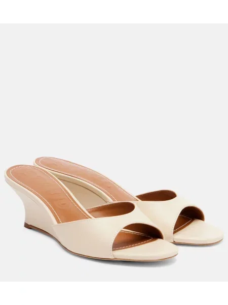 Papuci tip mules Staud din piele cu pană alb