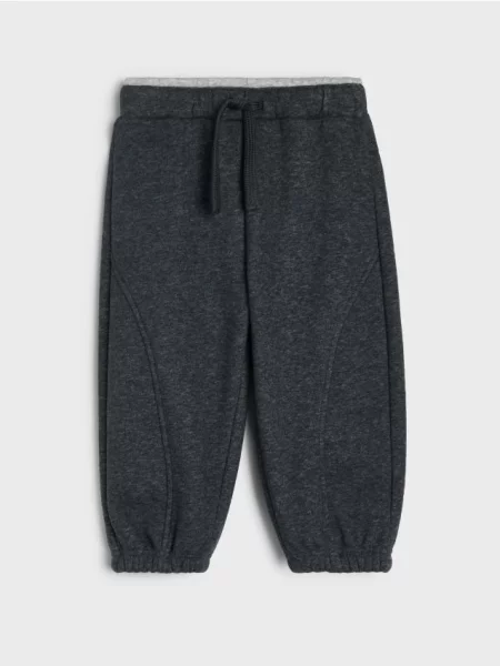 Sinsay Teplákové kalhoty joggers černá