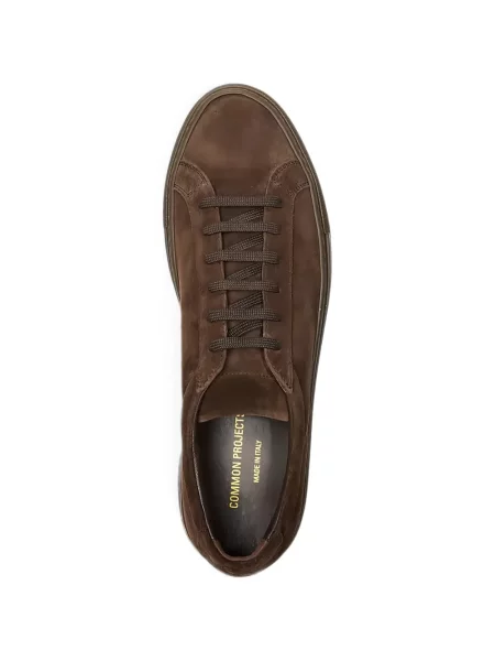 Sneakerși Common Projects din piele de căprioară maro