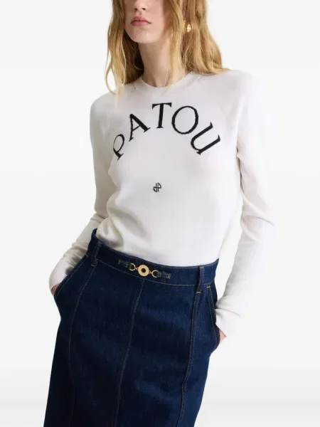 Pulover Patou cu broderie de lână alb