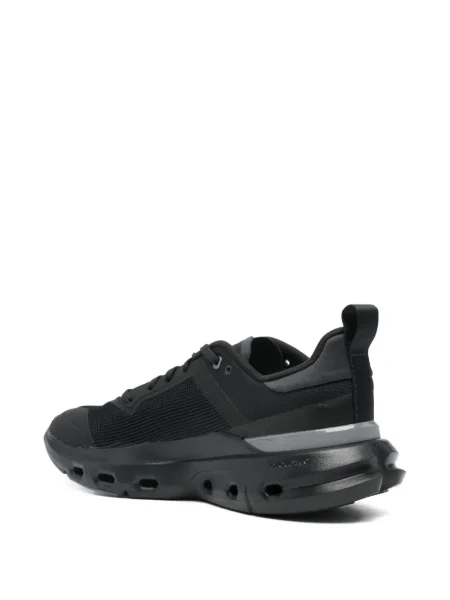 Маратонки On-running с връзки с дантела черно