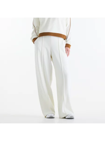 Spodnie New Balance – białe