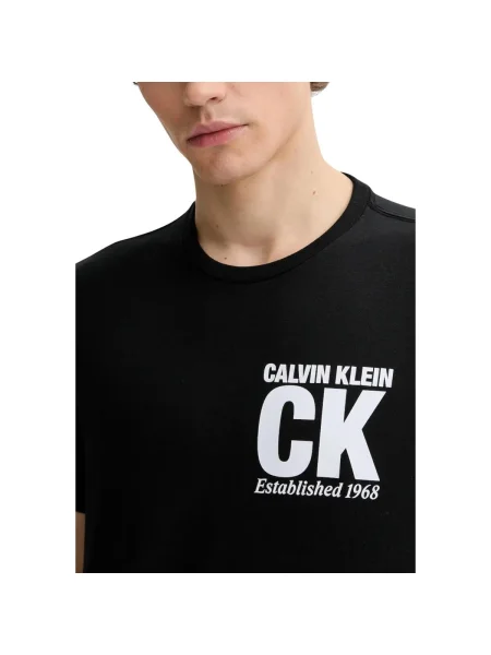 Calvin Klein Tricou CORNER GRAPHIC | regular fit negru