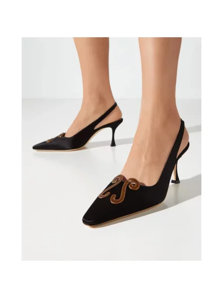 Czółenka Manolo Blahnik skórzana czarna