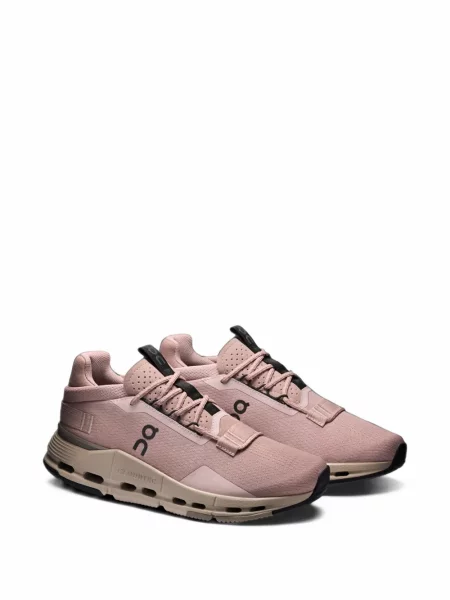 Sneakerși On roz