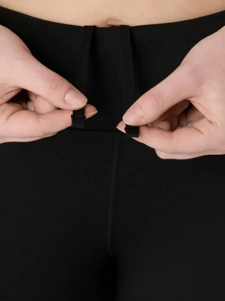 Легінси Asics чорні