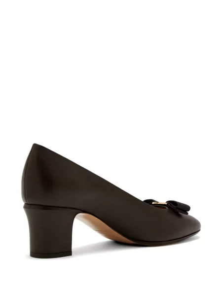 Pantofi cu toc Ferragamo cu funde maro