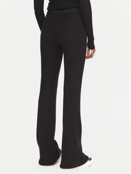 Guess Tamprės Flare Fit juoda
