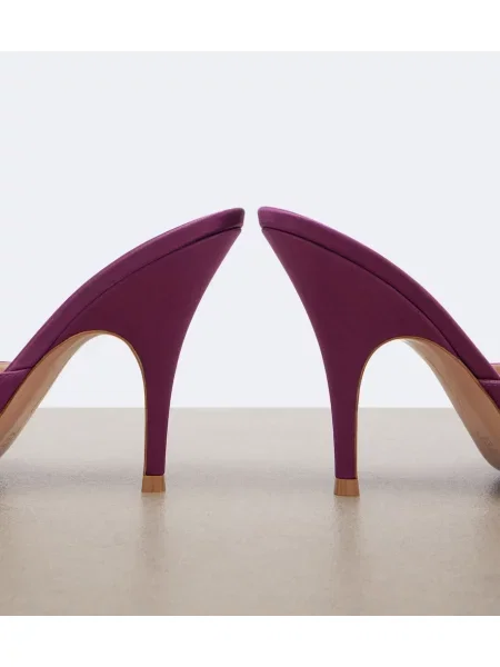 Papuci tip mules Gianvito Rossi din satin violet