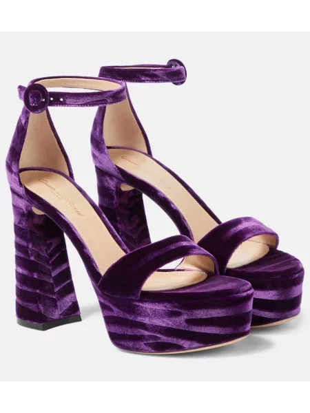 Sandali Gianvito Rossi iz rebrastega žameta s platformo vijolična