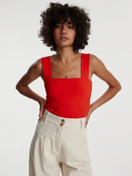 EDITED Top Rafaela' červená
