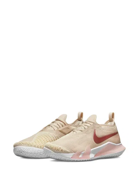 Fotbal sneakerși Nike Epic React slip-on cu perle alb