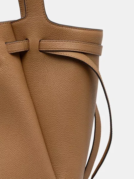 Кожаная сумка Tory Burch бежевая