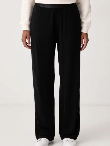 Guess pantaloni de trening pentru femei cu lyocell JUNIE negru
