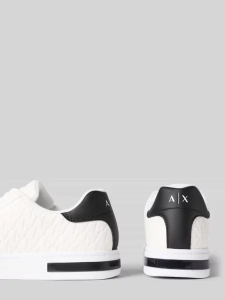 Sneakersy Armani Exchange białe