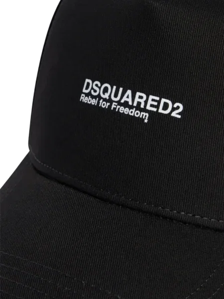 Шапка с козирки Dsquared2 черно