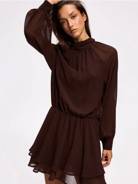 Reserved Rochie mini din șifon maro-închis maro