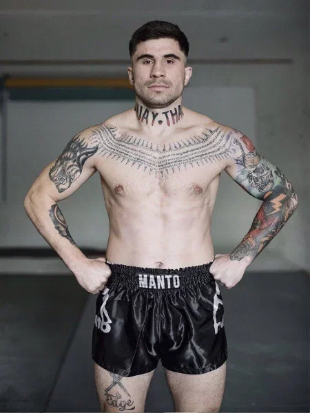 Spodenki do Muay Thai Manto Dual czarne