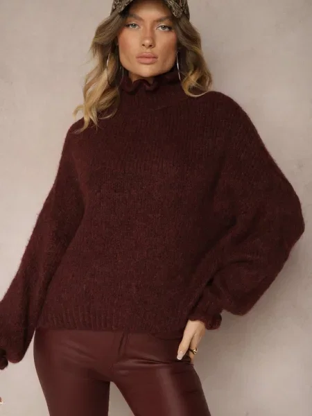 Golf z Wełną i Wiskozą Oversize Ozdobiony przy Dekolcie z Falbanką Ninnatria bordowy