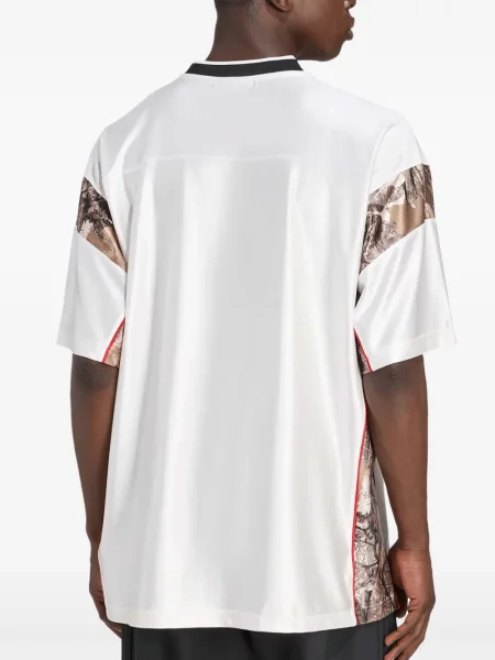 Камуфлажна плетена тениска Adidas с принт черно