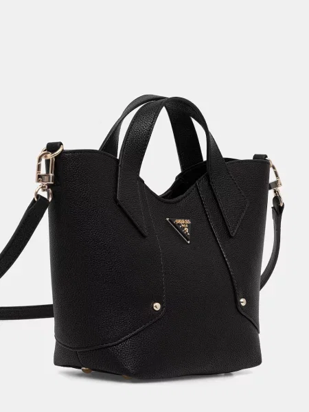 Кожаная сумочка Guess