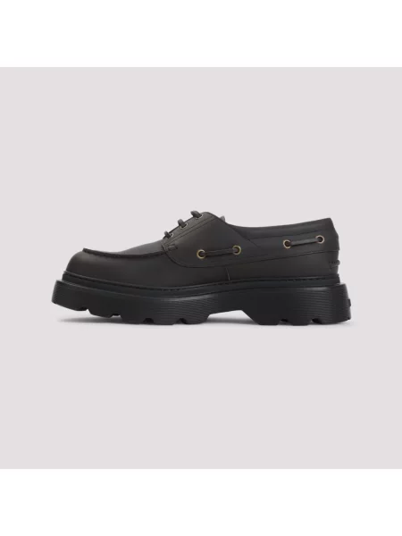 Półbuty Tod's na niskim obcasie wiązane czarne