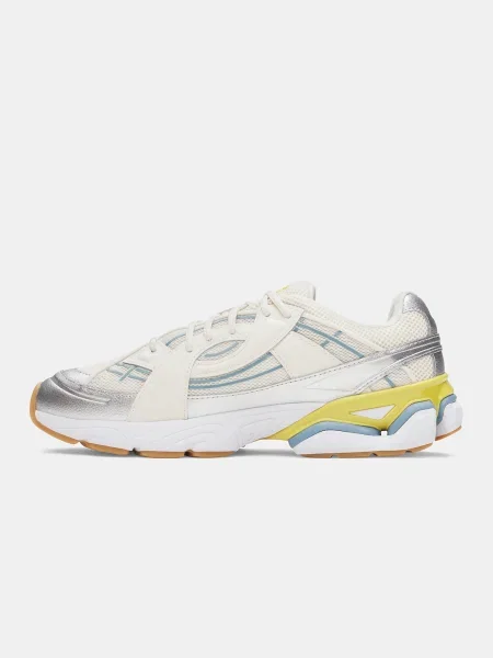 Tenisky Under Armour sivá