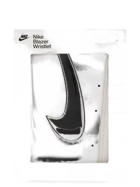 Șapcă Nike din material terry cu model piele de șarpe cu legături alb