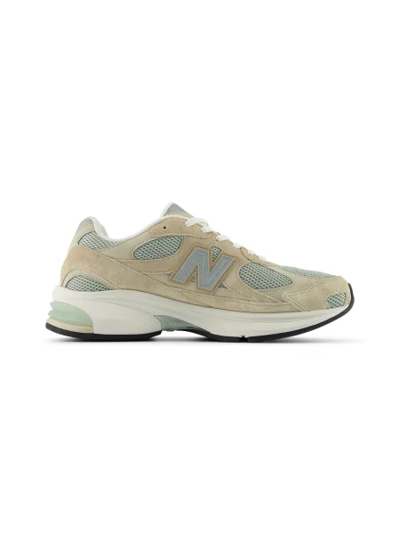 New Balance Kobiety Buty sportowe New Balance Jasnobrązowy Size: 4