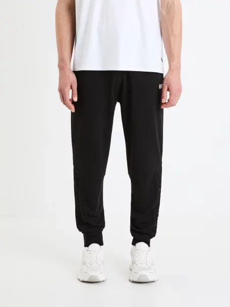 Pantaloni Celio casual negru