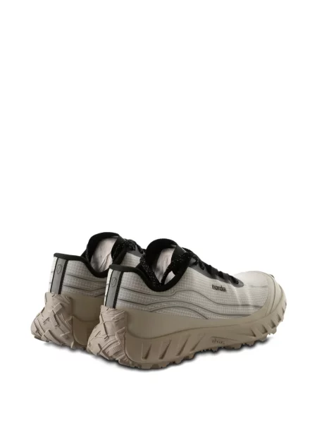 Sneakerși Norda