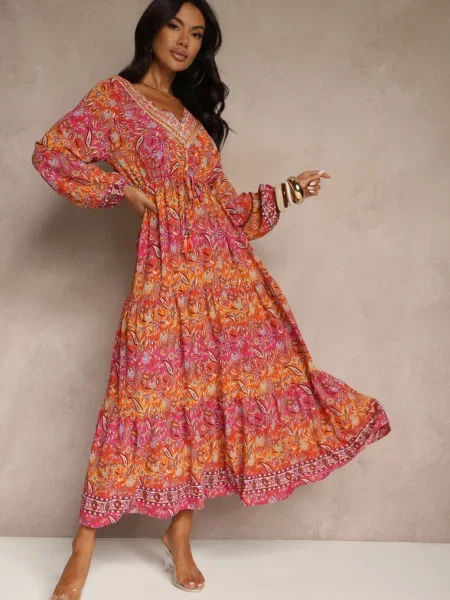 Sukienka z Dekoltem w V o Rozkloszowanym Fasonie w Print Paisley Akka czerwona