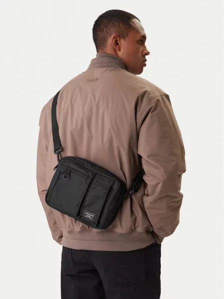 Guess Jeans Torbica za okrog pasu črna