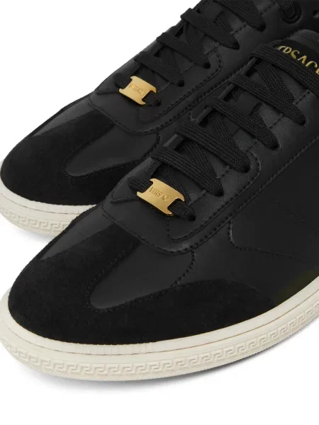 Маратонки Versace с връзки с дантела черно