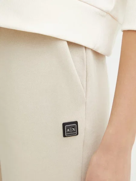 Sportnadrág Armani Exchange bézs