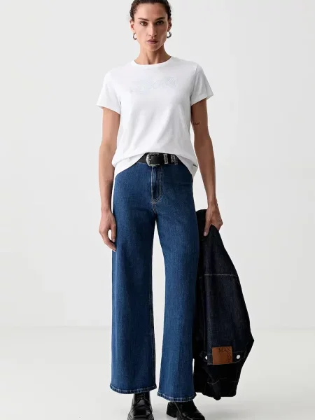 Levi's oversize kratka majica THE PERFECT TEE bela