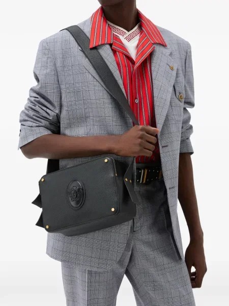 Geantă crossbody Versace din piele negru