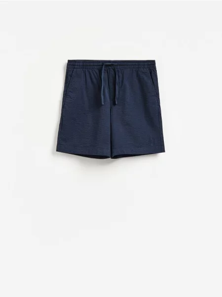 Reserved Pantaloni scurți regular din structurat bleumarin