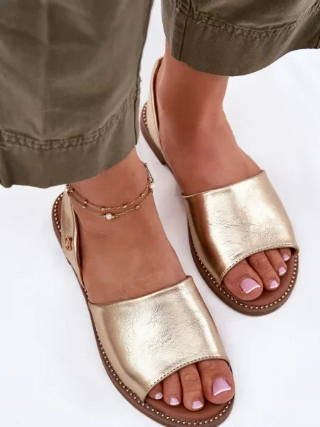 Кожени сандали Evento с плосък ток