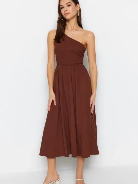 Trendyol Rochie maro