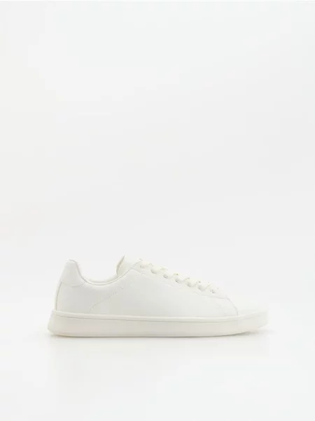 Reserved Pantofi sport din piele ecologică alb
