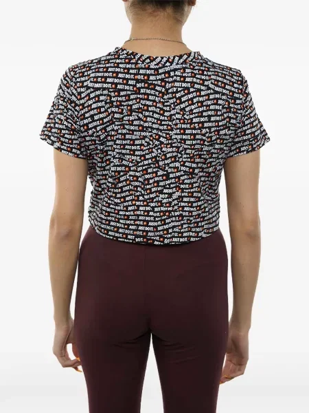 Decupat tricou Nike cu imagine negru