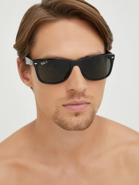 Ray-Ban – Okulary NEW WAYFARER czarne