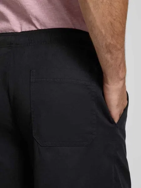 Szorty o luźnym kroju z elastycznym pasem model ‘THAIS SUMMER’ Selected Homme czarne