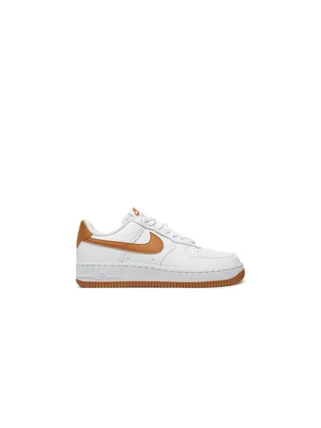 Sneakersy Nike bílé