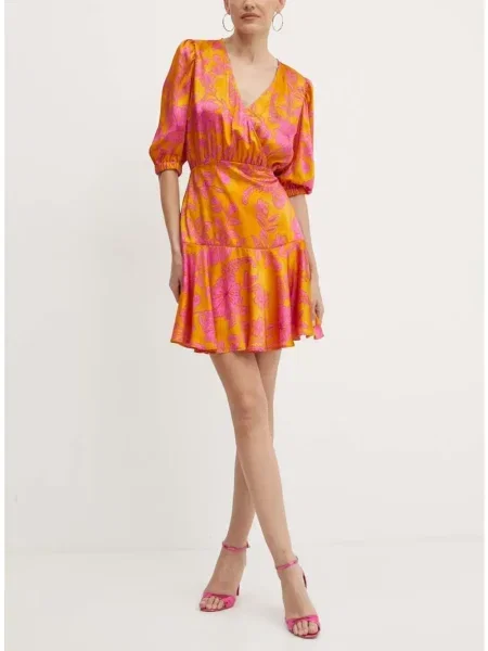 Rochie mini Morgan cu model floral cu imagine portocaliu