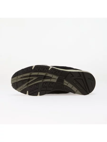 Sneakers New Balance Black/ Smoked Pearl/ Silver Reflective EUR 44 čierna