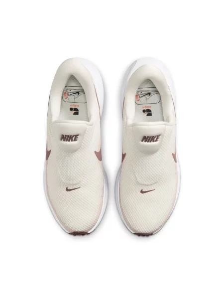 Tenisky Nike Revolution