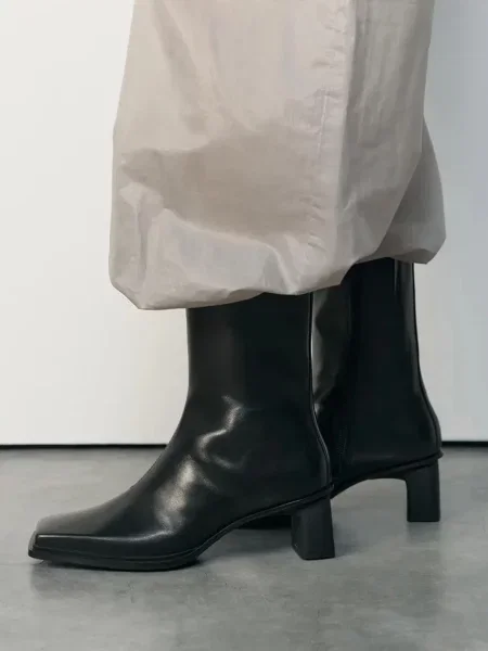 Vagabond Shoemakers боти дамски от кожа ELVINA черно